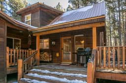 Memory Mtn Lodge by Velo - Image 2