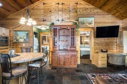 Coleman Velo - Secluded Rustic Cabin - Image 4