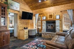 Coleman Velo - Secluded Rustic Cabin - Image 5