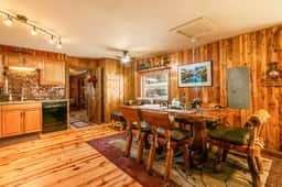 Medallion Cabin by Velo - Image 2