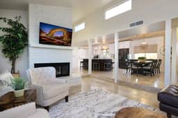Tierra Velo - HGTV Style in East Tucson - Image 2