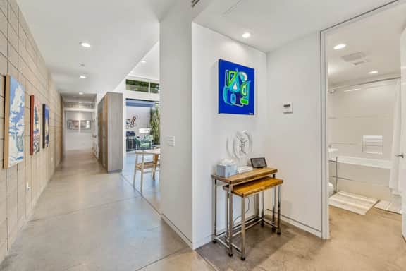 Palm Desert Velo - Modern Condo w Spa - Image 2